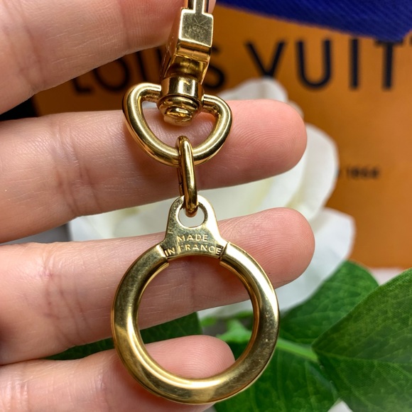 Louis Vuitton Eno Cles Gold/bag extender - Picture 10 of 13
